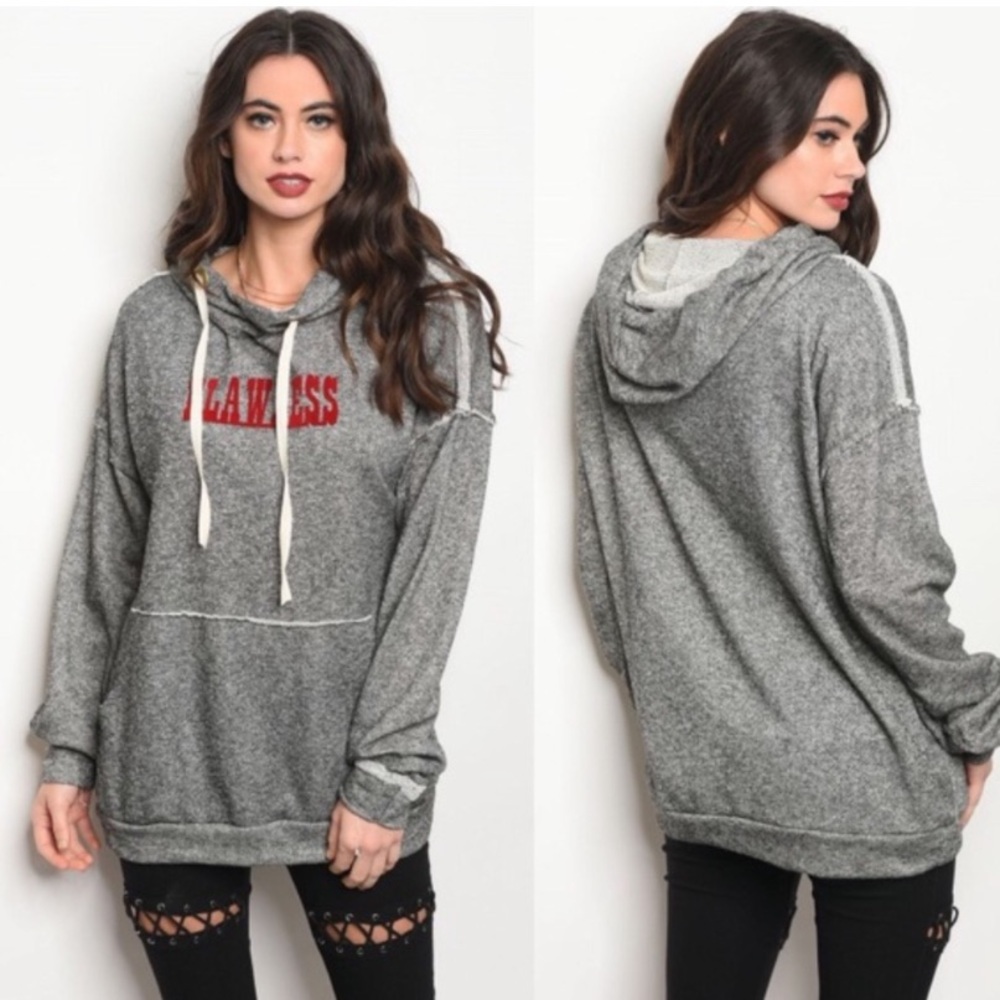 🌟3 for $30🌟 | NWOT | jella c. | Oversized FLAWLESS Hoodie | Gray/Red | S 🕦